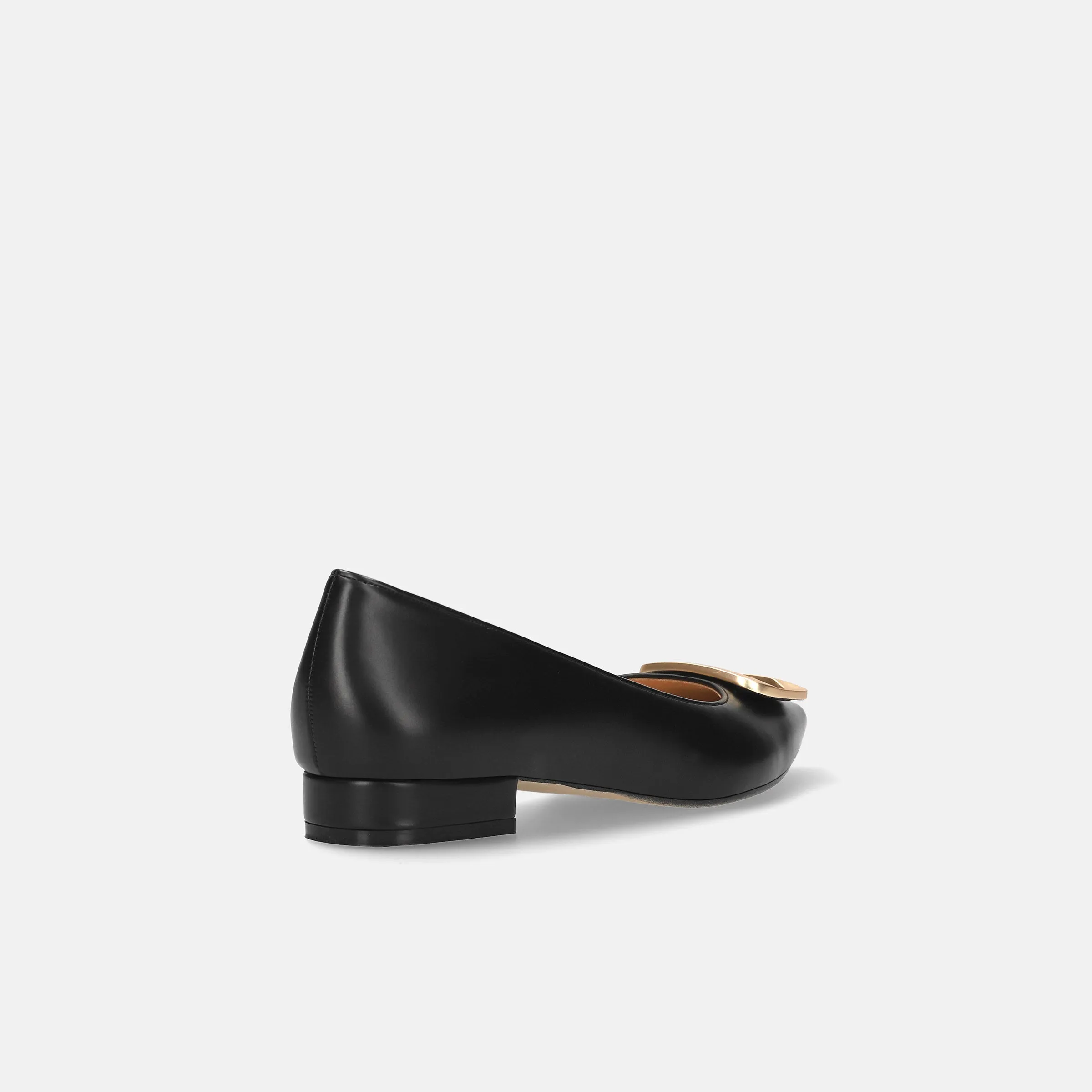 10% OFF: 2024SS: Pointed toe buckle flat shoes (4785) Black