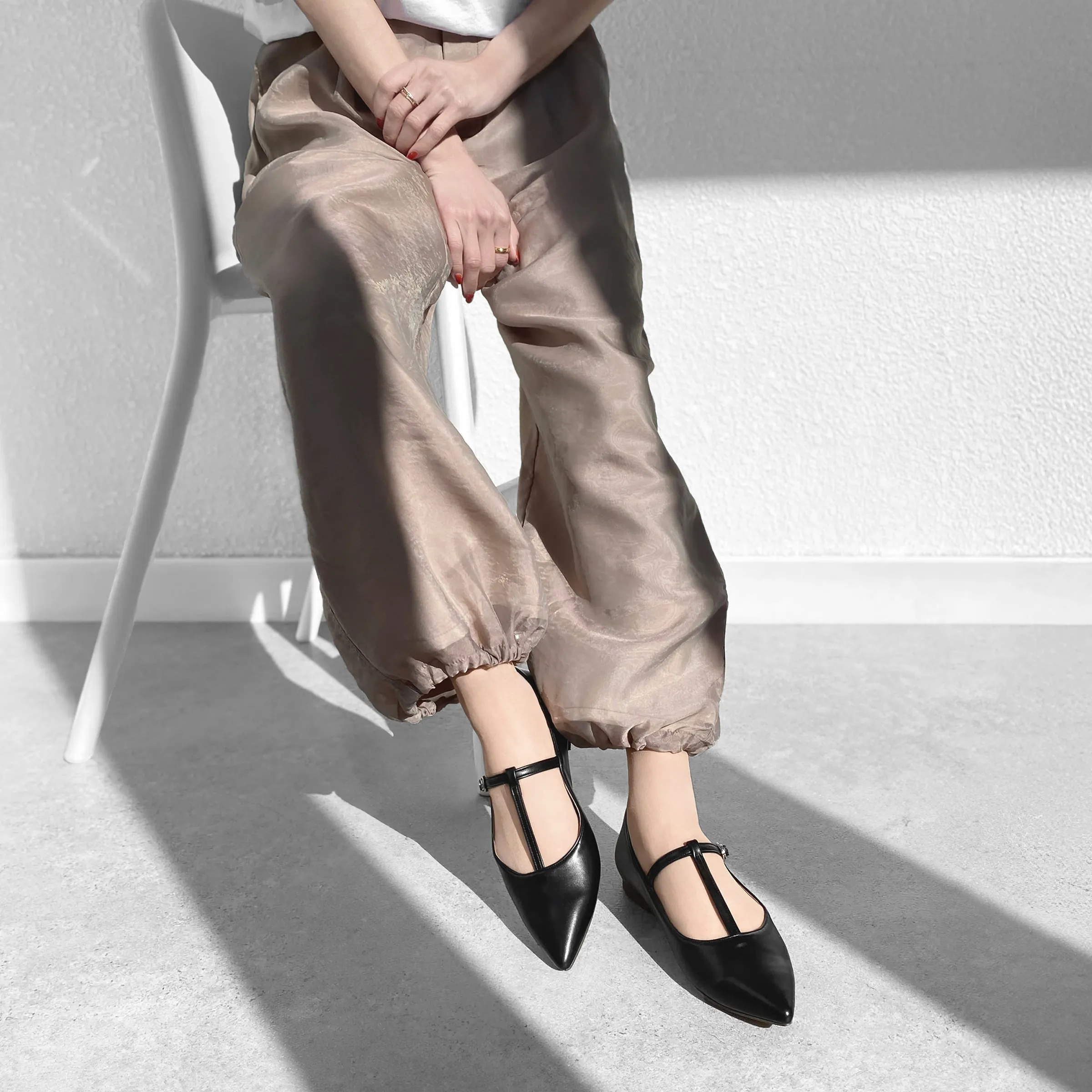 20%OFF: 2024SS: T-Strap Flat Shoes (4796) Black