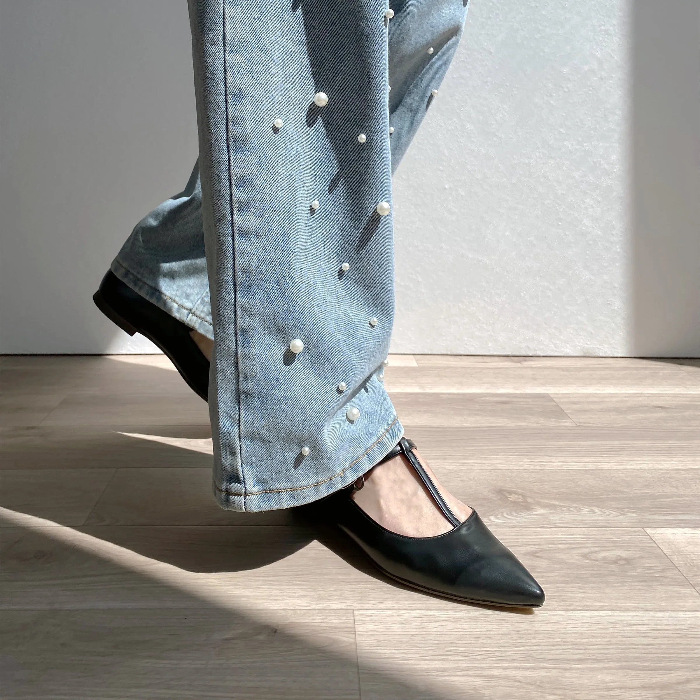 20%OFF: 2024SS: T-Strap Flat Shoes (4796) Black