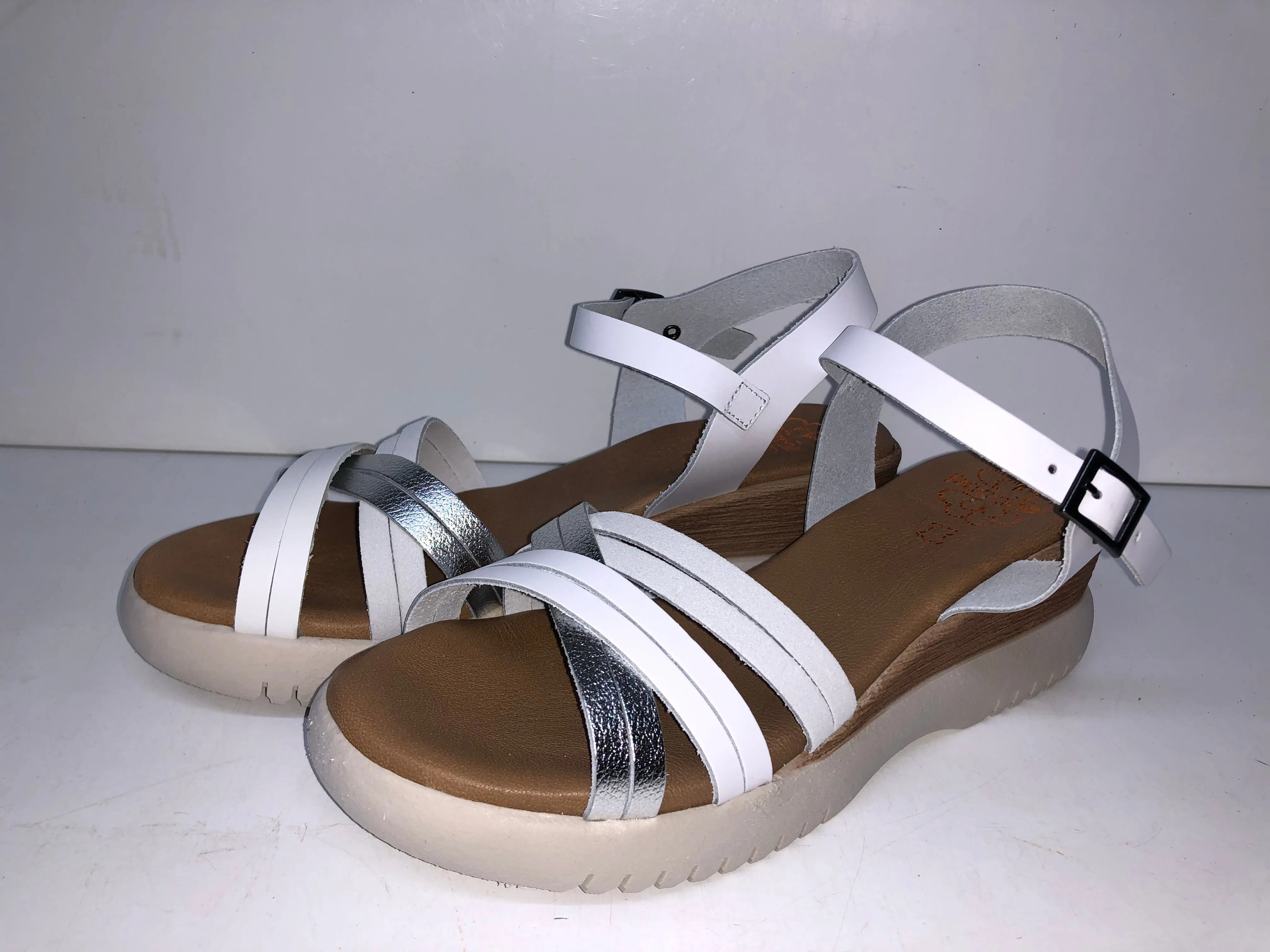 3025 WHITE SILVER