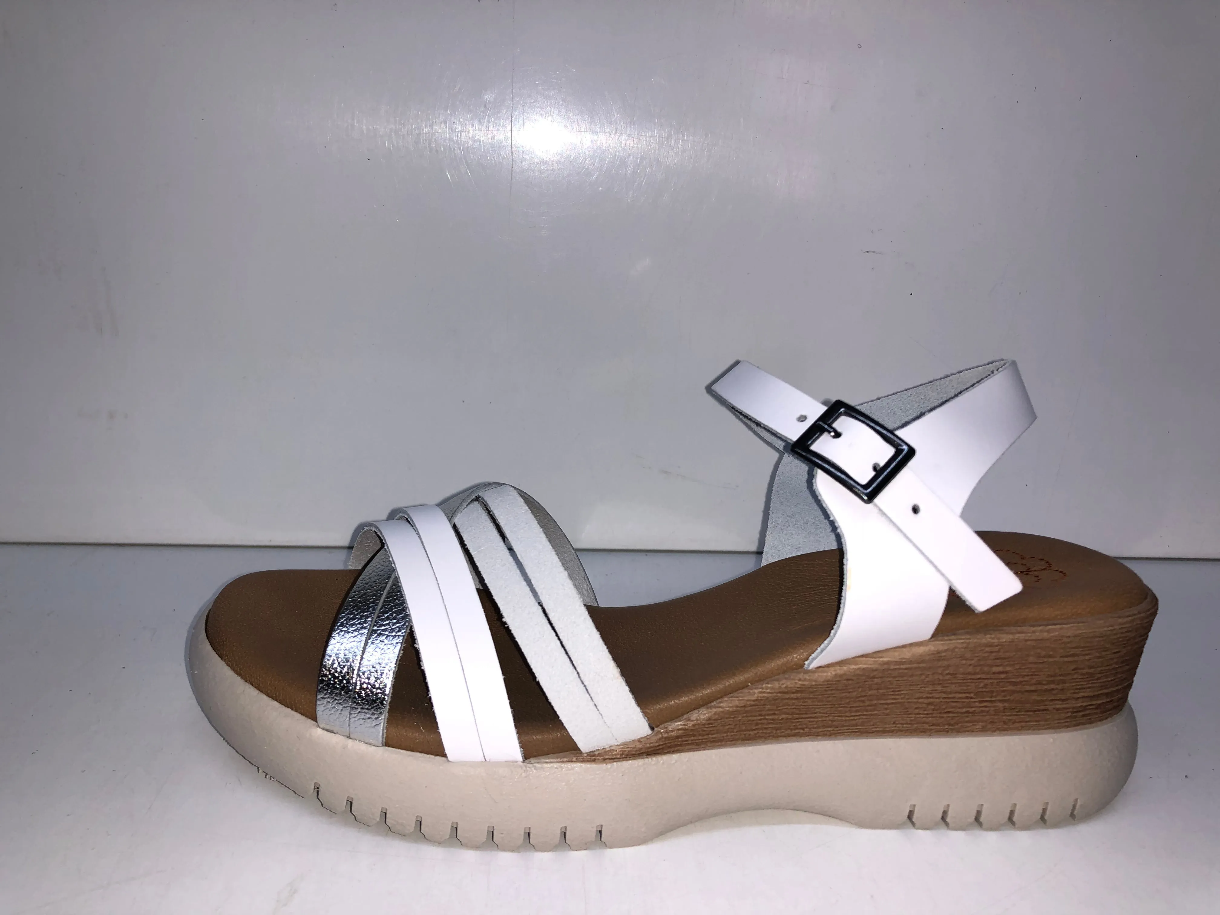3025 WHITE SILVER