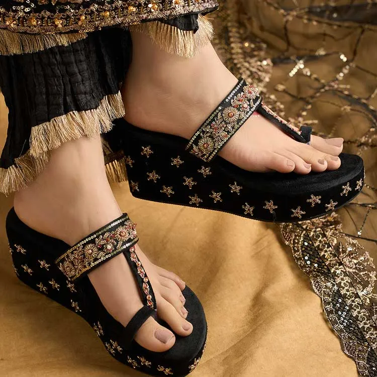 Dazzle By Sarah - Aabeer Sandal