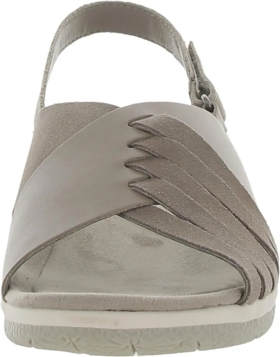 Earth Women's Suzie Flat Sandal