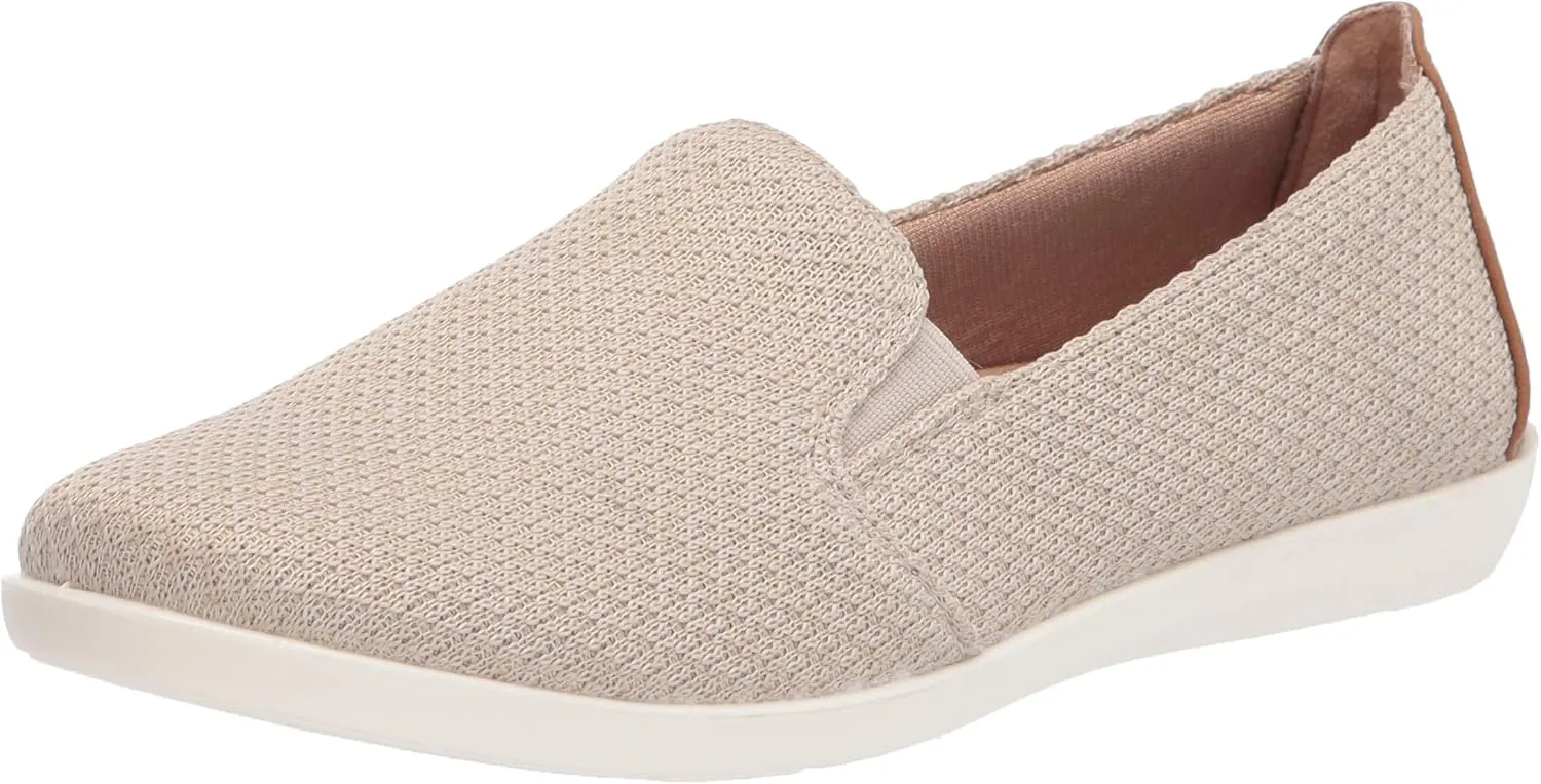 LifeStride Womens Next Level Slip-On Sneaker Cream 10 M