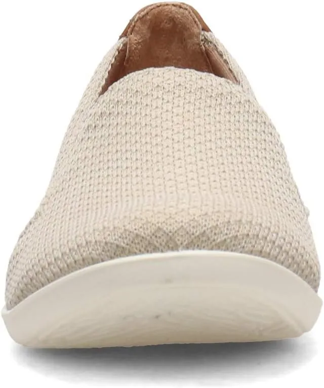 LifeStride Womens Next Level Slip-On Sneaker Cream 10 M