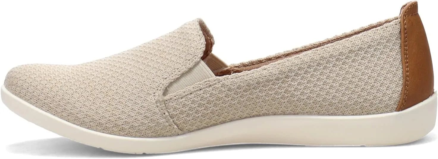 LifeStride Womens Next Level Slip-On Sneaker Cream 10 M