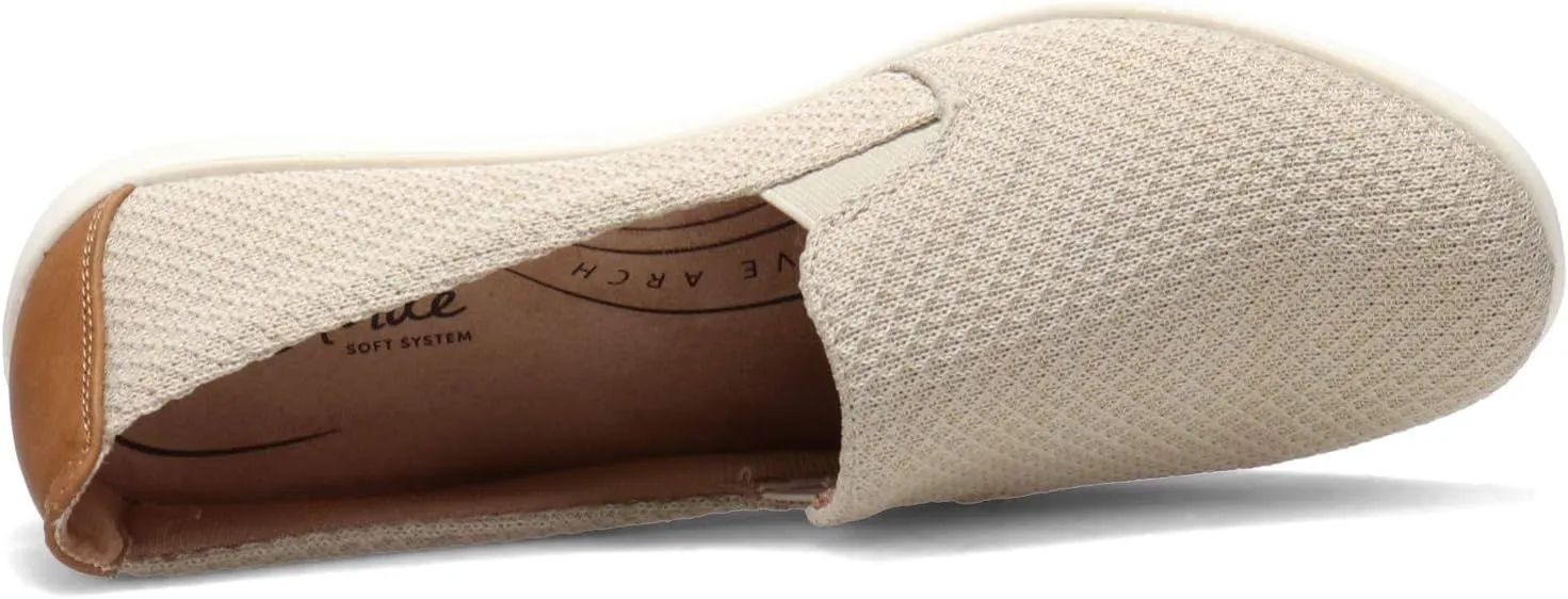 LifeStride Womens Next Level Slip-On Sneaker Cream 10 M
