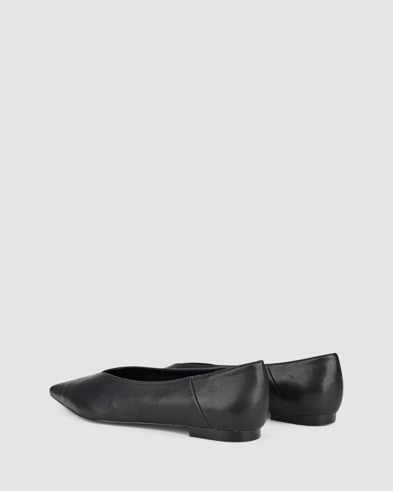 LOCKE FLAT PUMPS BLACK LEATHER