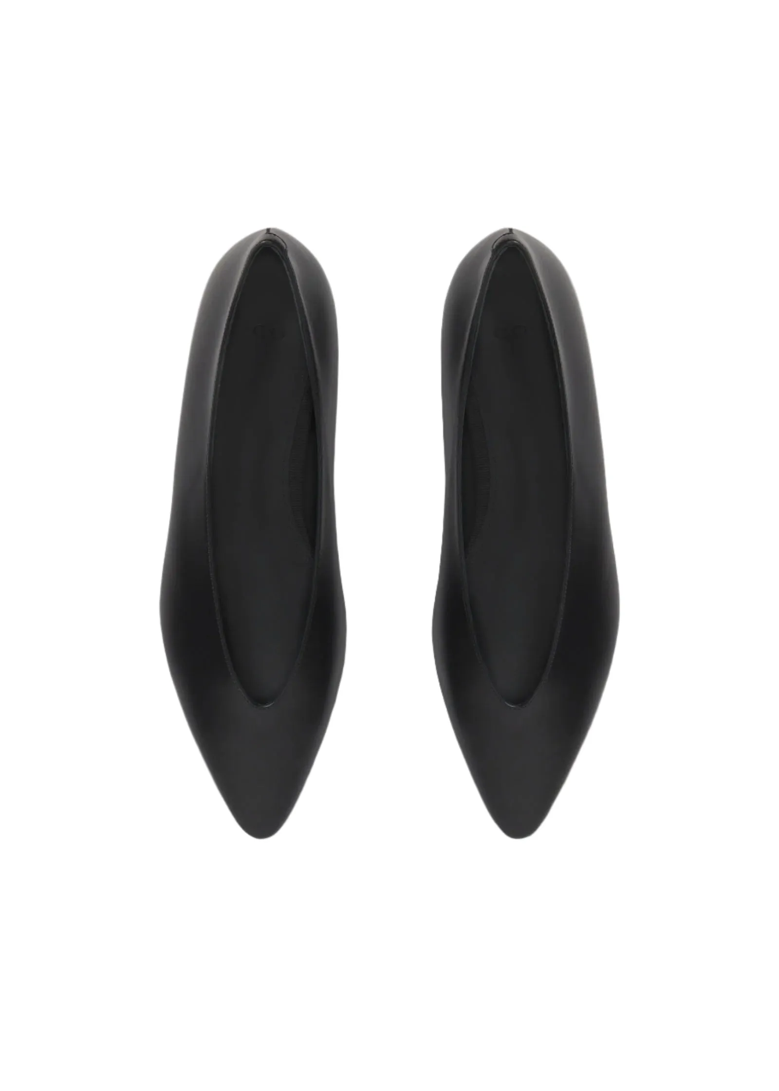 Pointed Ballerina Flat in Calfskin - Black