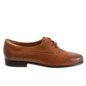Trotters Livvy T2062-215 Womens Brown Wide Leather Loafer Flats Shoes