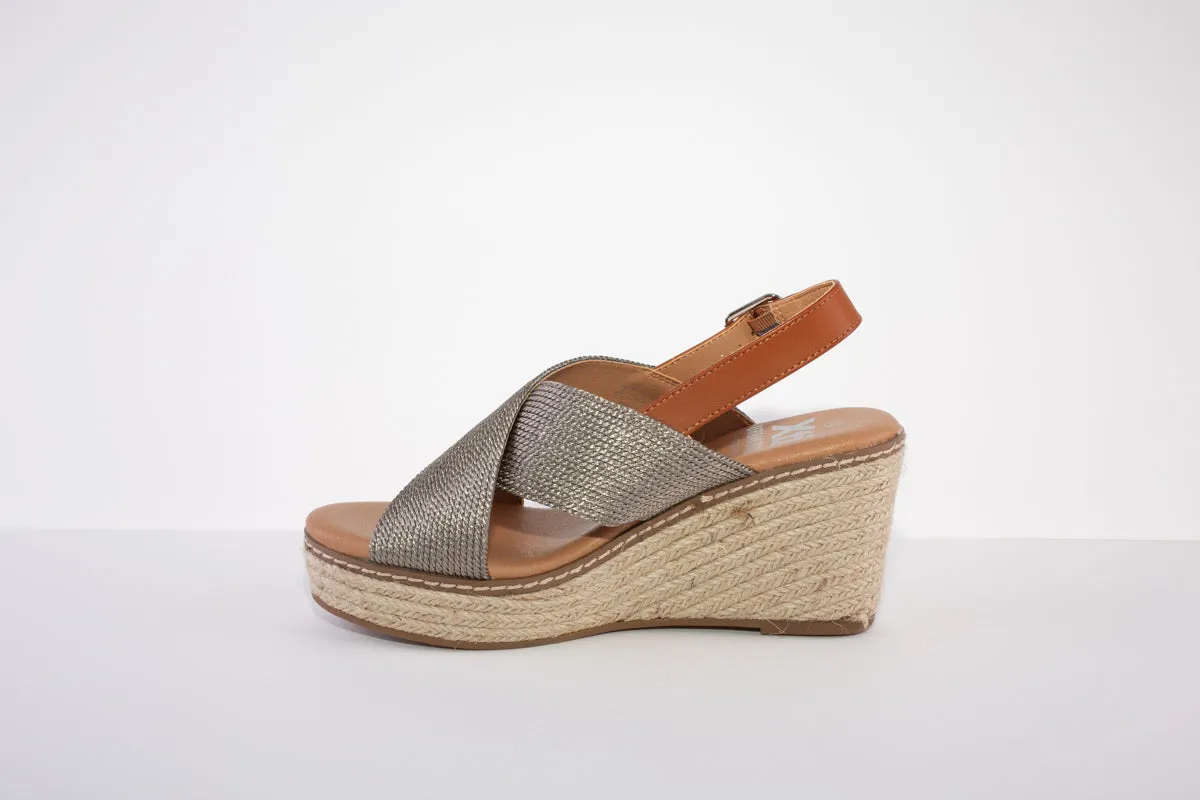 XTI 42366 HIGH WEDGE SANDAL - BRONZE